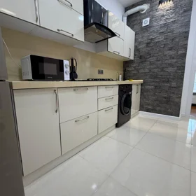 In Baku 60.0 m² apartment is for rent - Image 9