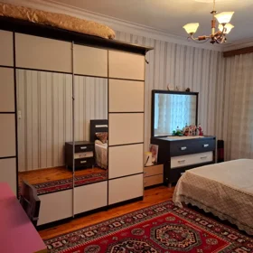 In Baku 110.0 m² apartment is for sale - Image 3