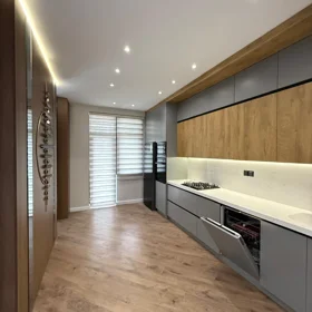 In Baku 118.0 m² apartment is for sale - Image 2