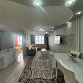 In Baku 102.0 m² apartment is for sale - Image 4