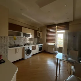 In Baku 100.0 m² apartment is for sale - Image 10