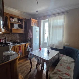 In Baku 72.0 m² apartment is for sale - Image 5
