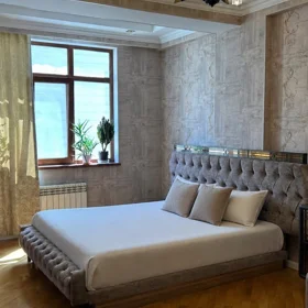 In Baku 125.0 m² apartment is for rent - Image 6