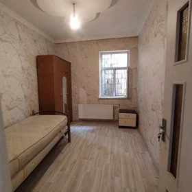 In Khirdalan 110.0 m² house with 4.0 rooms is for sale - Image 8