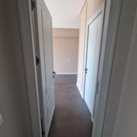 In Baku 130.0 m² apartment is for sale - Image 9