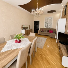 In Baku 98.0 m² apartment is for sale - Image 3