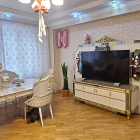In Khirdalan 100.0 m² apartment is for sale - Image 10
