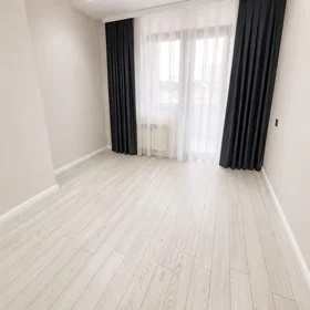 In Baku 68.0 m² apartment is for sale - Image 4