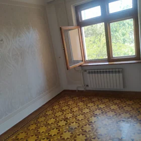 In Baku 60.0 m² apartment is for rent - Image 3