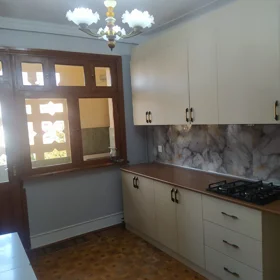 In Baku 60.0 m² apartment is for rent - Image 5