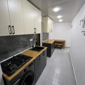 In Baku 70.0 m² house with 2.0 rooms is for rent - Image 4