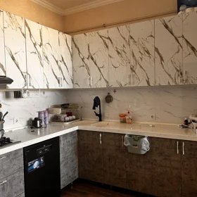 In Baku 109.0 m² apartment is for sale - Image 3