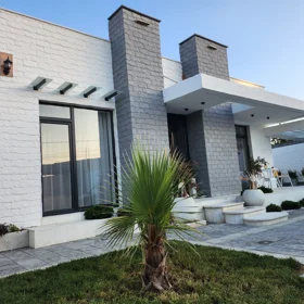 In Xəzər rayonu 172.0 m² house with 5.0 rooms is for sale - Image 2