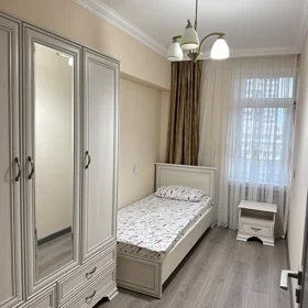 In Baku 70.0 m² apartment is for rent - Image 9