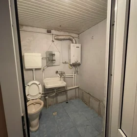 In Baku 40.0 m² apartment is for sale - Image 2