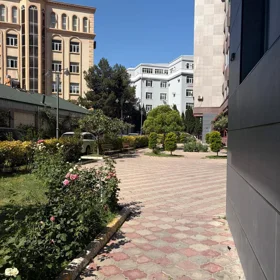 In Baku 150.0 m² apartment is for rent - Image 3