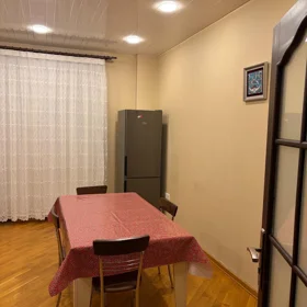 In Baku 150.0 m² apartment is for rent - Image 10
