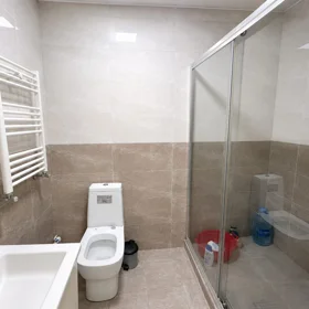 In Baku 69.0 m² apartment is for sale - Image 9