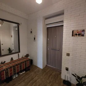 In Səbail rayonu 45.0 m² apartment is for sale - Image 2
