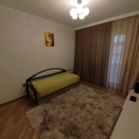 In Səbail rayonu 45.0 m² apartment is for sale - Image 3
