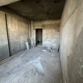 In Baku 181.0 m² apartment is for sale - Image 7