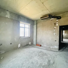 In Baku 93.0 m² apartment is for sale - Image 4