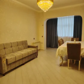 In Baku 70.0 m² apartment is for rent - Image 2