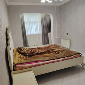 In Baku 70.0 m² apartment is for rent - Image 3