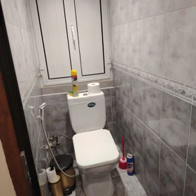 In Baku 70.0 m² apartment is for rent - Image 7