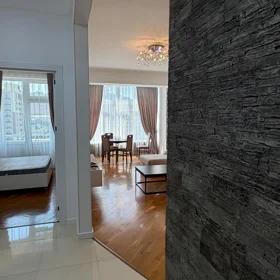 In Baku 60.0 m² apartment is for rent - Image 5