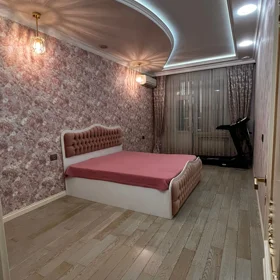 In Baku 230.0 m² apartment is for rent - Image 2