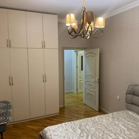 In Baku 80.0 m² apartment is for rent - Image 5