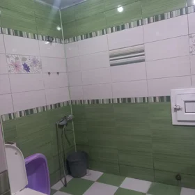 In Baku 70.0 m² apartment is for sale - Image 2
