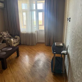 In Baku 70.0 m² apartment is for rent - Image 3