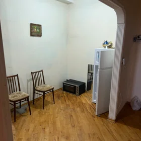 In Baku 70.0 m² apartment is for rent - Image 5