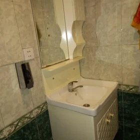 In Khirdalan 70.0 m² apartment is for sale - Image 5