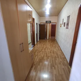 In Baku 120.0 m² house with 3.0 rooms is for sale - Image 2