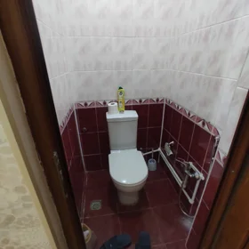 In Baku 120.0 m² house with 3.0 rooms is for sale - Image 9