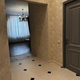 In Baku 90.0 m² apartment is for rent - Image 9