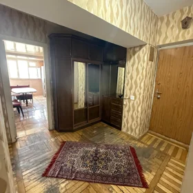 In Baku 130.0 m² apartment is for rent - Image 2