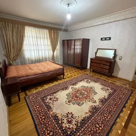 In Baku 130.0 m² apartment is for rent - Image 7
