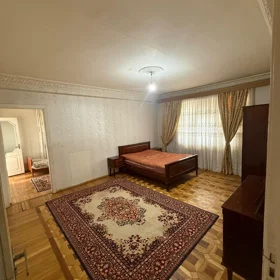 In Baku 130.0 m² apartment is for rent - Image 9
