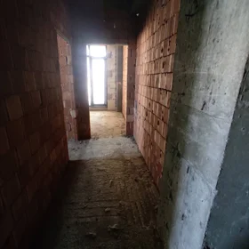 In Baku 125.0 m² apartment is for sale - Image 10
