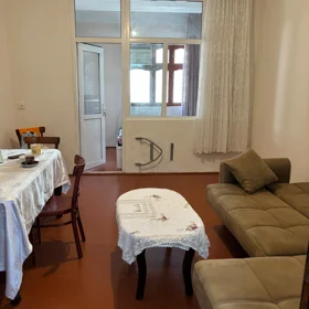 In Baku 65.0 m² apartment is for rent - Image 3