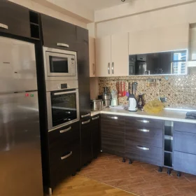 In Baku 100.0 m² apartment is for rent - Image 7