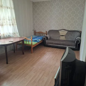 In Khirdalan 64.0 m² apartment is for rent - Image 5
