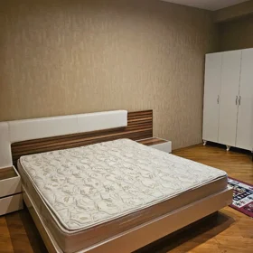 In Baku 129.0 m² apartment is for rent - Image 6