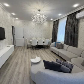 In Baku 130.0 m² apartment is for rent - Image 3
