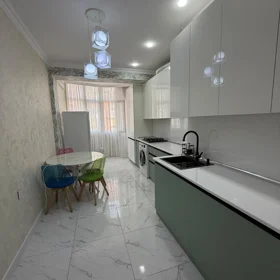 In Baku 130.0 m² apartment is for rent - Image 5