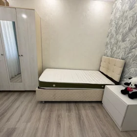 In Baku 130.0 m² apartment is for rent - Image 8